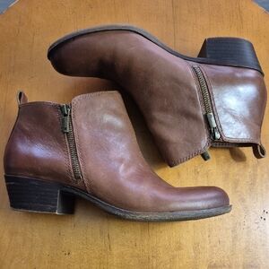 Lucky Nrand Basel Rich Carmel Leather Ankle Boots. Sz 9.
